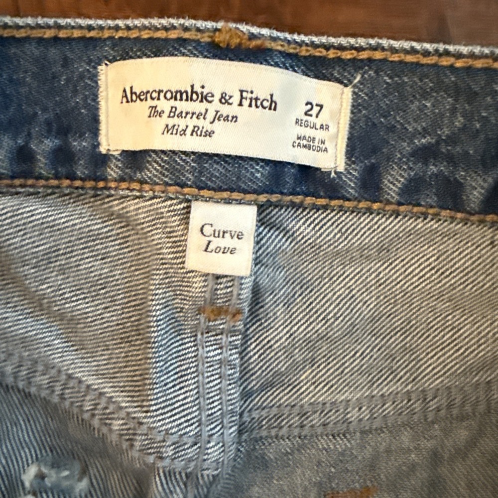Abercrombie & Fitch Curve Love The Barrel Jean Mid Rise Medium Wash Size 27R - Picture 3 of 5